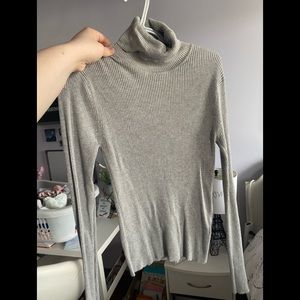 Grey long sleeved, ribbed, turtle neck